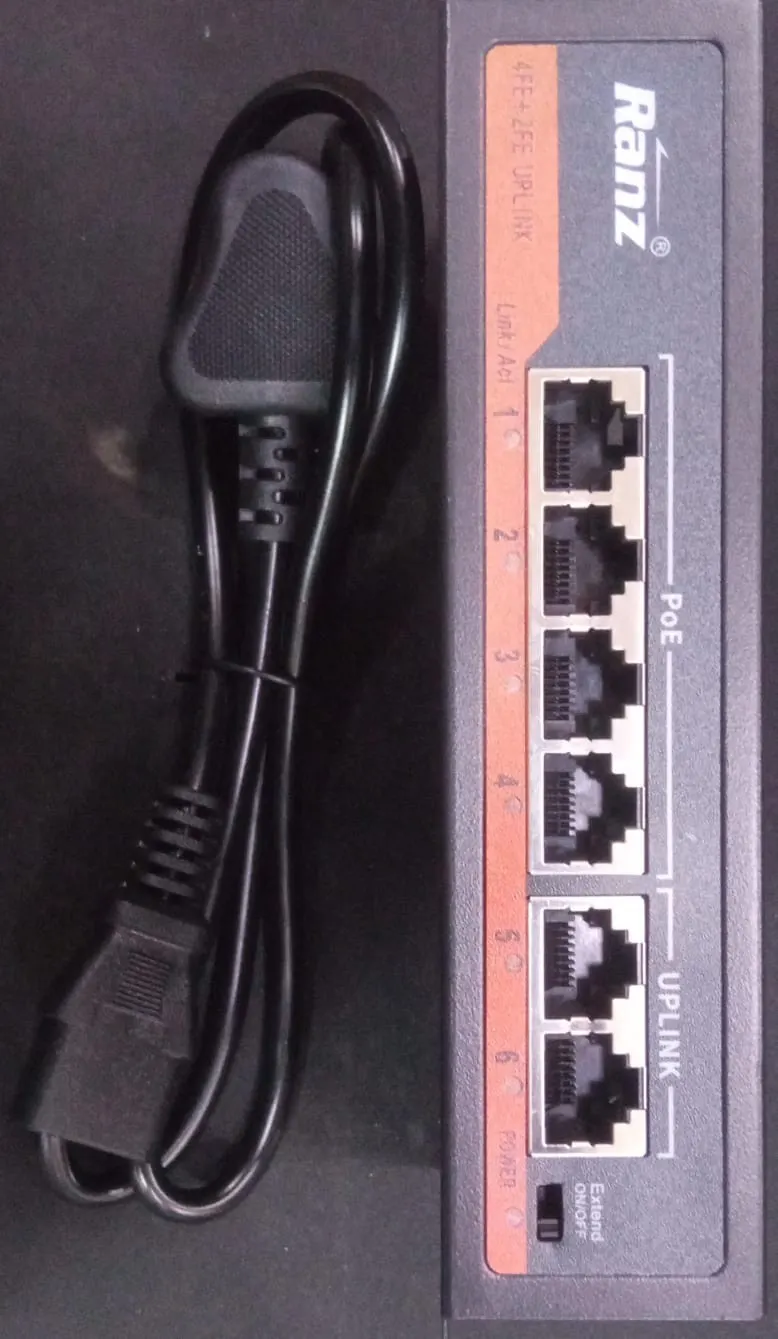 Ranz DS0402A-DP6 4-Port PoE Switch with Uplink – image 3